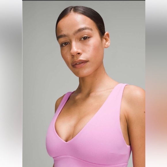 Align V neck bra - Picture 5 of 13